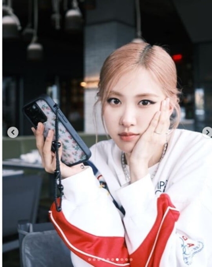 BLACKPINK’s Rosé Makes History As First K-Pop Female Soloist To Top ...