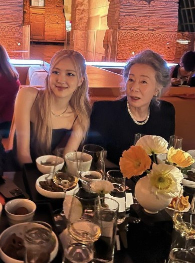 Blackpink Rosé and Yoon Yeo-Jeong: A Timeless 'World-Class' Duo