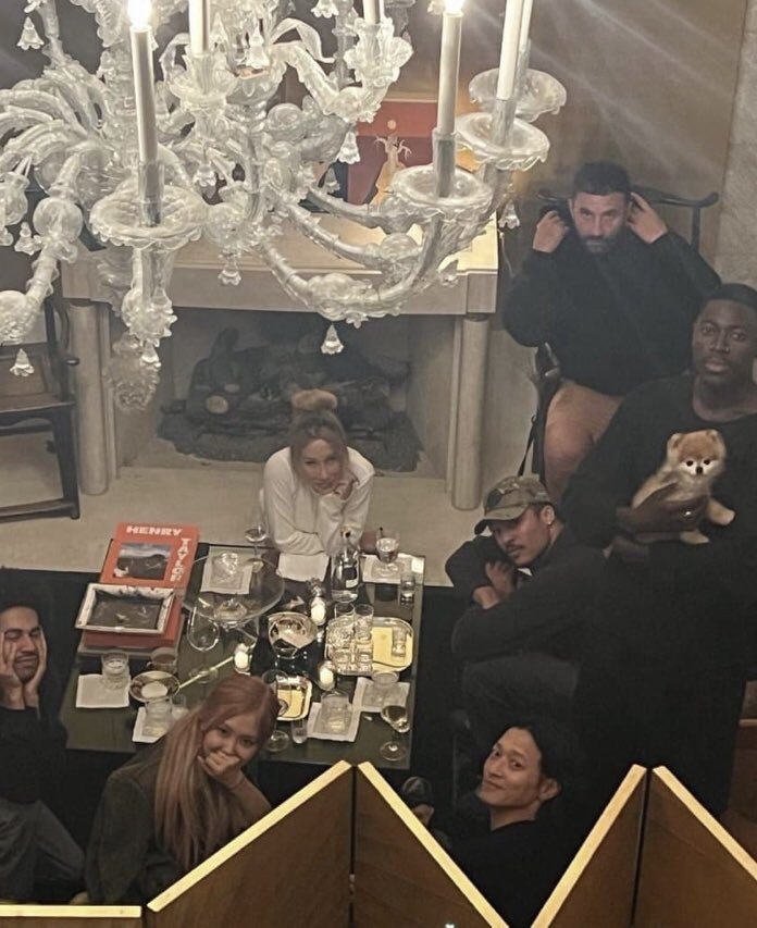 Are BLACKPINK's Rosé and Actor Kang Dong Won Dating? Viral Photo Sparks Rumors and Controversy