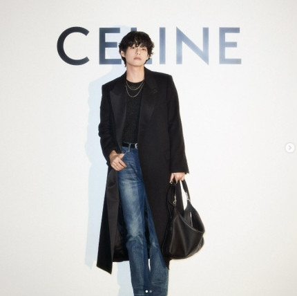 V, Lisa, and Park Bo-gum Showcase 'Doll-like' Perfection as Luxury Brand Ambassadors V, Lisa, and Park Bo-gum Showcase 'Doll-like' Perfection as Luxury Brand Ambassadors