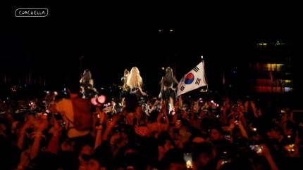 BLACKPINK Showcases Korean Traditions at Coachella, Captivating Audiences BLACKPINK Showcases Korean Traditions at Coachella, Captivating Audiences