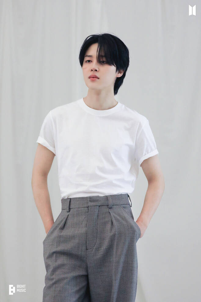 BTS Jimin Tops United World Chart, Achieving First Place BTS Jimin Tops United World Chart, Achieving First Place
