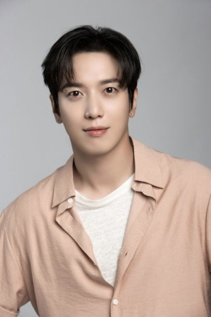 New Wave of Korean Wave Restrictions? Jung Yong-hwa Exits Chinese Variety Show, BLACKPINK Concert Blacklisted in Apparent 'Suffering'