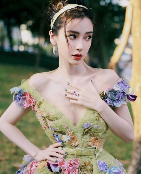 A Temporary Thaw? Rising Anti-Korean Sentiment Targets K-Pop Stars in China Amidst Hopes of Lifting Hallyu Ban A Temporary Thaw? Rising Anti-Korean Sentiment Targets K-Pop Stars in China Amidst Hopes of Lifting Hallyu Ban