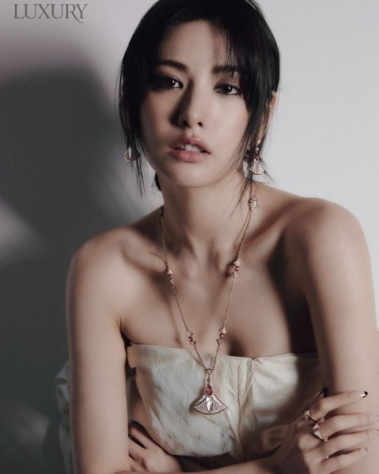 Nana's Stunning Transformation: Full-Body Tattoo Vanishes Nana's Stunning Transformation: Full-Body Tattoo Vanishes
