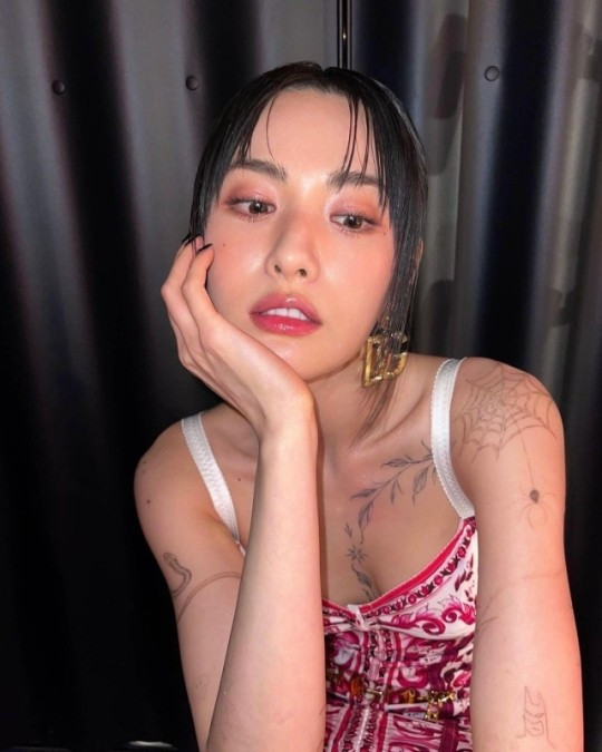 Nana's Stunning Transformation: Full-Body Tattoo Vanishes Nana's Stunning Transformation: Full-Body Tattoo Vanishes