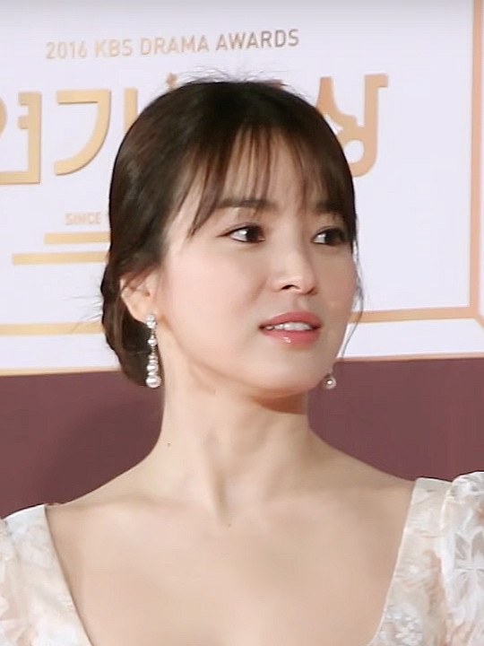 Actress Song Hye Kyo Considers To Star In A New Drama