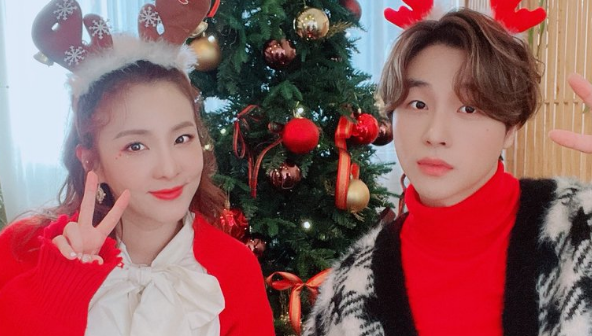 Sandara Park And IKON's Jinhwan Surprises Filipino Fans With Tagalog Cover Of 'Dahil Sayo' As Christmas Gift