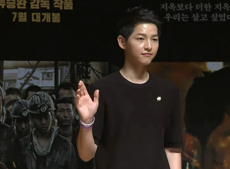 Song Joong Ki Reveals Hi Deep Connection With His Role In Netflix's 'Space Sweepers'