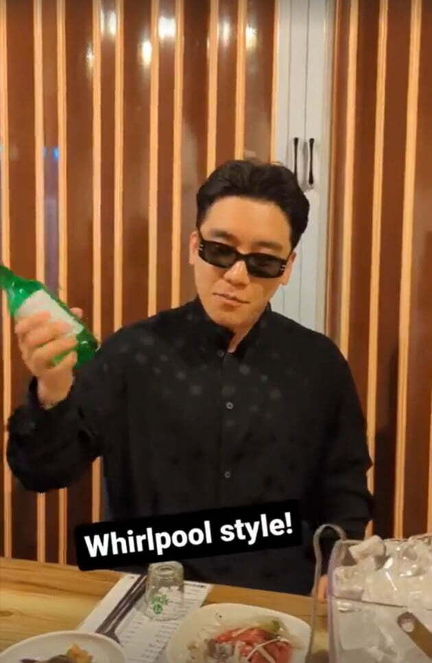 'Post-Prison Release' Seungri Showcases 'Korean Traditional Style' with Soju Bottle Shake at Gathering, Sparks 'Mixed Reactions'