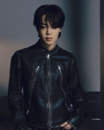 BTS Jimin Continuously Dominates Billboard Hot 100 and Billboard 200 for 4 Weeks