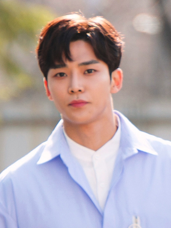 SF9's Rowoon To Go On Hiatus Due To Injury
