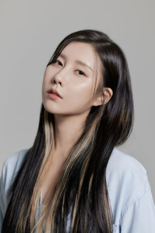Stephanie Transforms into Choreography Director for Kim Ki-tae's ...