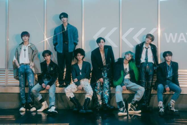 Stray Kids Achieve Triple Success with Third Consecutive No. 1 on U.S. 'Billboard 200'  