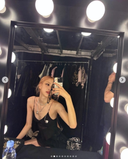 BLACKPINK's Rosé Stuns in See-Through Outfit, Showcases Unique Beauty and Figure