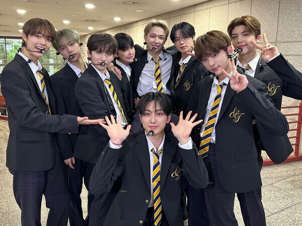 Controversy Erupts Over Alleged 'Underwear Check' at &TEAM's Fan Sign Event - Weverse Shop Apologizes: 'We Sincerely Apologize for Any Discomfort' [Full Statement]