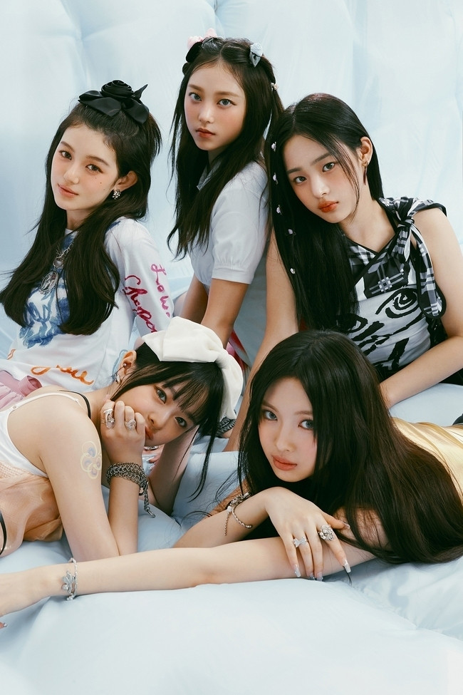 NewJeans' 'Get Up' Breaks Records with Over 1.65 Million Copies Sold in First Week, Ranks Second among K-pop Female Artists