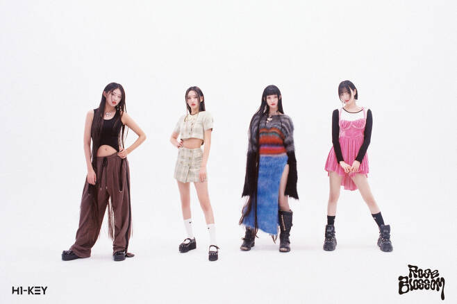 H1-Key Set to Make a Comeback in August, Continuing Their Success from 'Rose in the Gap' to 'Queendom Puzzle'