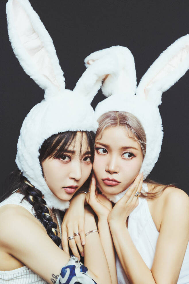 MAMAMOO+ Set to Revolutionize K-Pop: Dual Powerhouse of Solar and Moonbyul on the Rise  