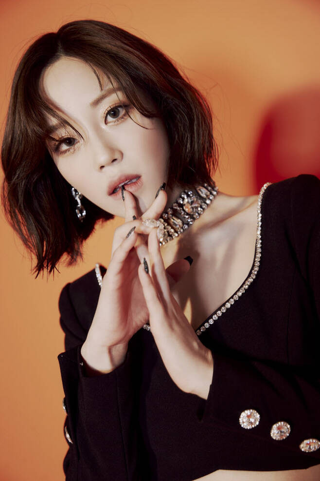 Youngji of KARA Set for Solo Debut this Fall