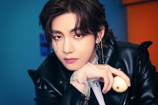 BTS V's 'Layover' Soars to #2 on Billboard 200