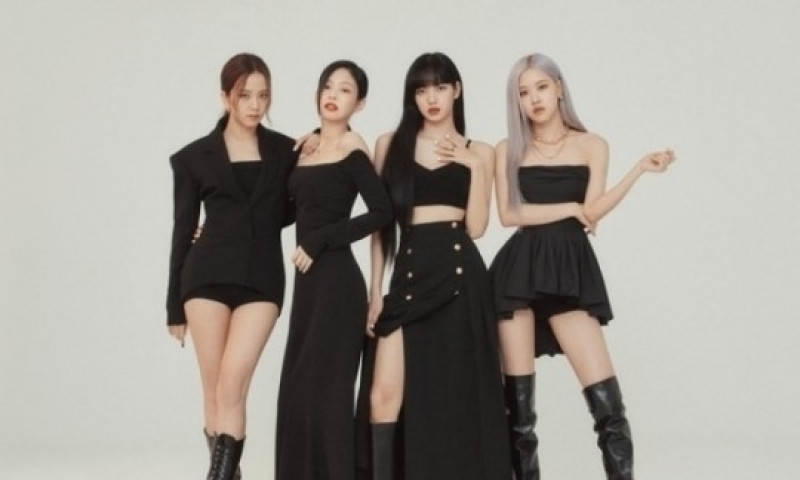 BLACKPINK Renews Group Contract with YG Entertainment, Individual Member Agreements Still Under Discussion