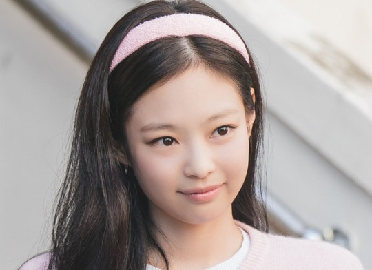 BLACKPINK's Jennie on Return to Variety with "Apartment 404": Excitement and Nervousness